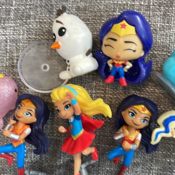 DC Super Hero Girls Mini Wonder Women and friends - Picture 4 of 5